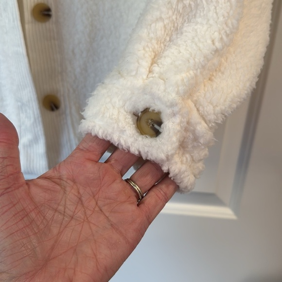 Hippie Rose Juniors' Corduroy-Trim Sherpa Button-up Shacket - Winter White Med. - Picture 4 of 6